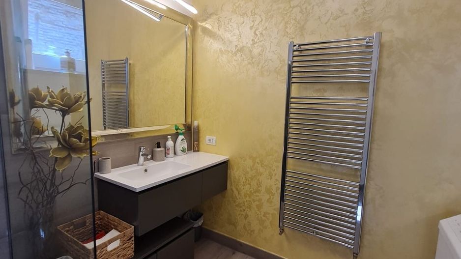 Apartament 3 camere la casa - Poză 10