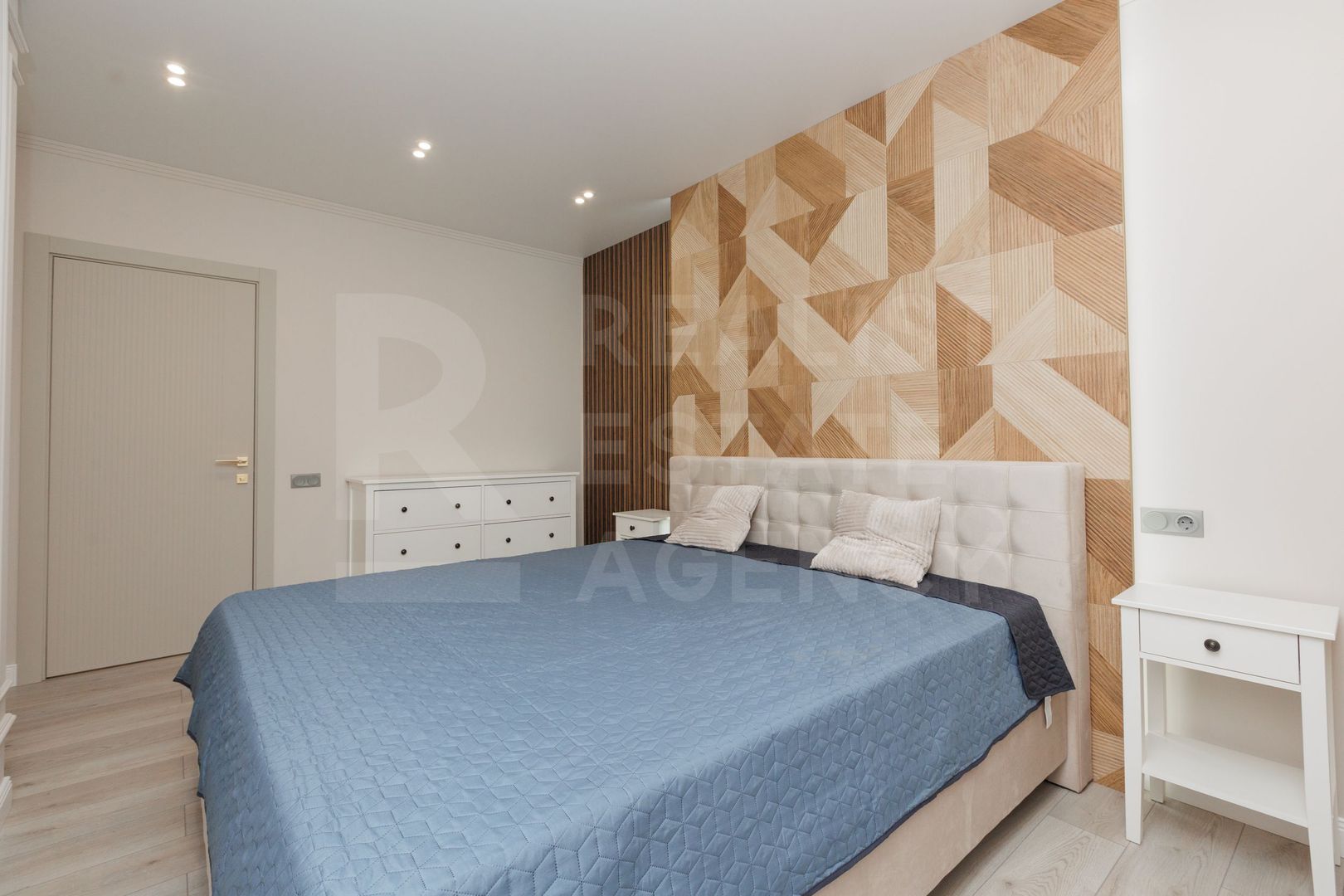 Chirie, apartament, 3 dormitoare, bd. Renașterii Naționale, Râșcani. - Poză 6