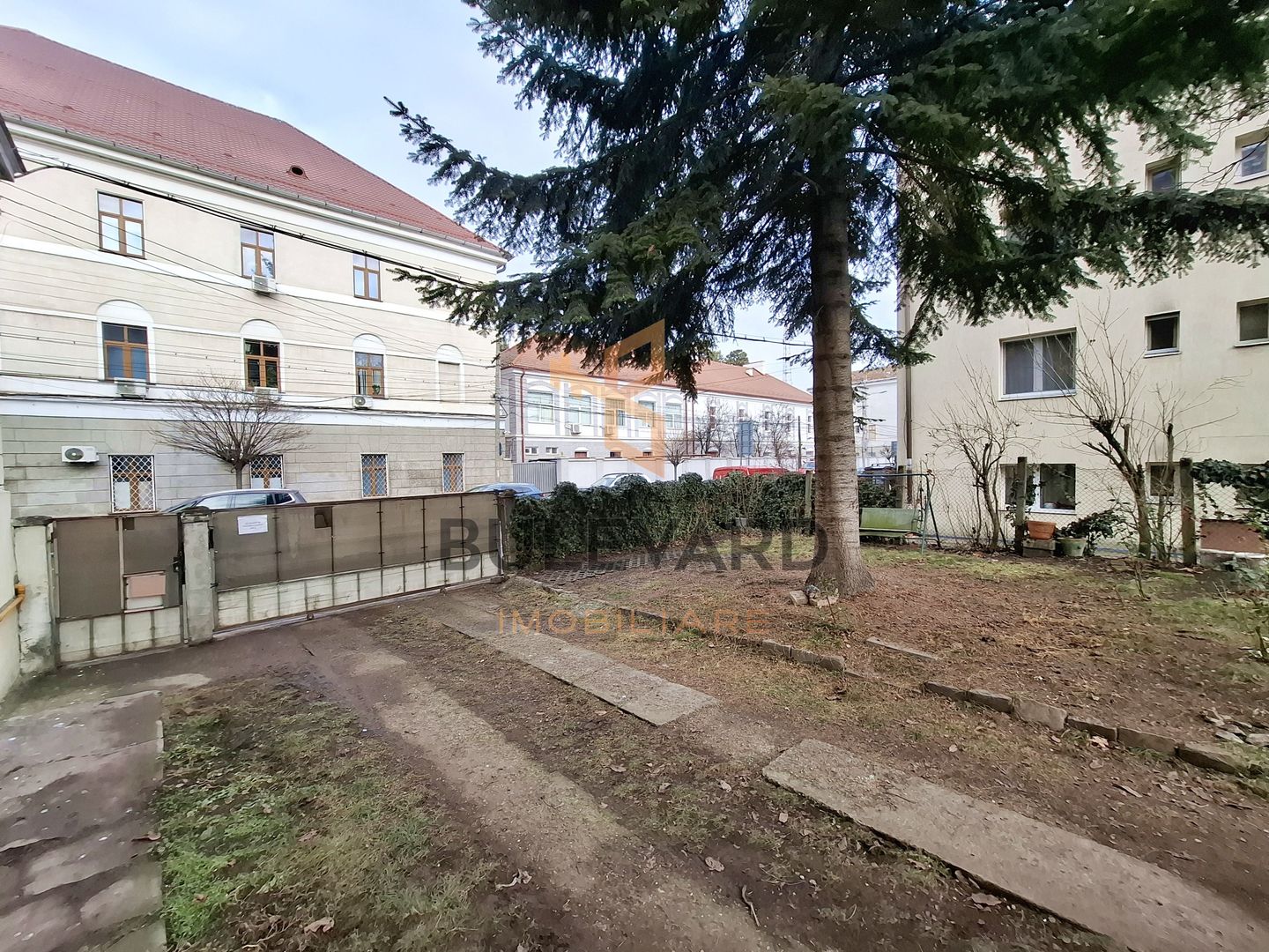 Apartament in Piata CIpariu + parcare in curte! - Poză 11