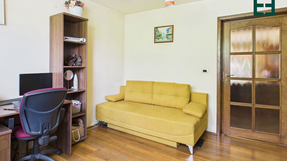 Vilă cu 6 camere - Zona Subcetate - Arad - Poză 15