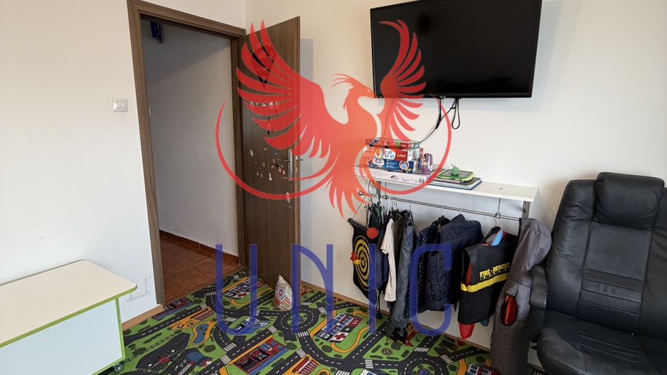 3 decomandate 1 Mai - Poză 24