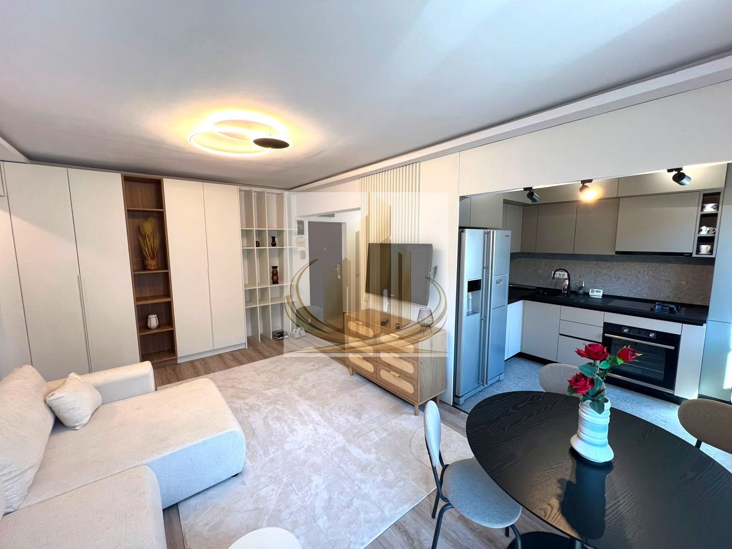 Apartament 2 cam ultracentral, renovat integral – Piața Victoriei - Poză 1