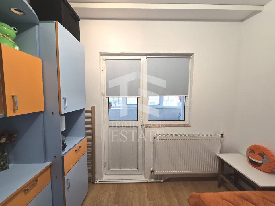 INEL I - Apartament cu centrala pe gaz, loc de parcare si pod de 60 mp - Poză 21