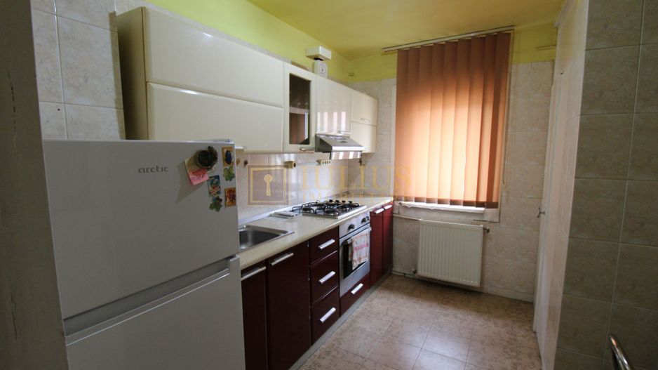 Apartament 3 camere, decomandat, 2 bai, zona Aradului - Poză 16