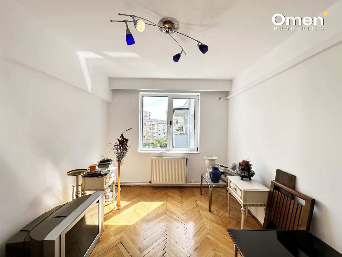 Apartament 4 camere cu garaj ,  b-dul Unirii 118 900 euro - Poză 4