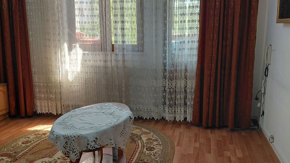 ⭐ OCAZIE în Micro 19! Apartament 2 Camere, Decomandat, Etaj 3/10 - Poză 6
