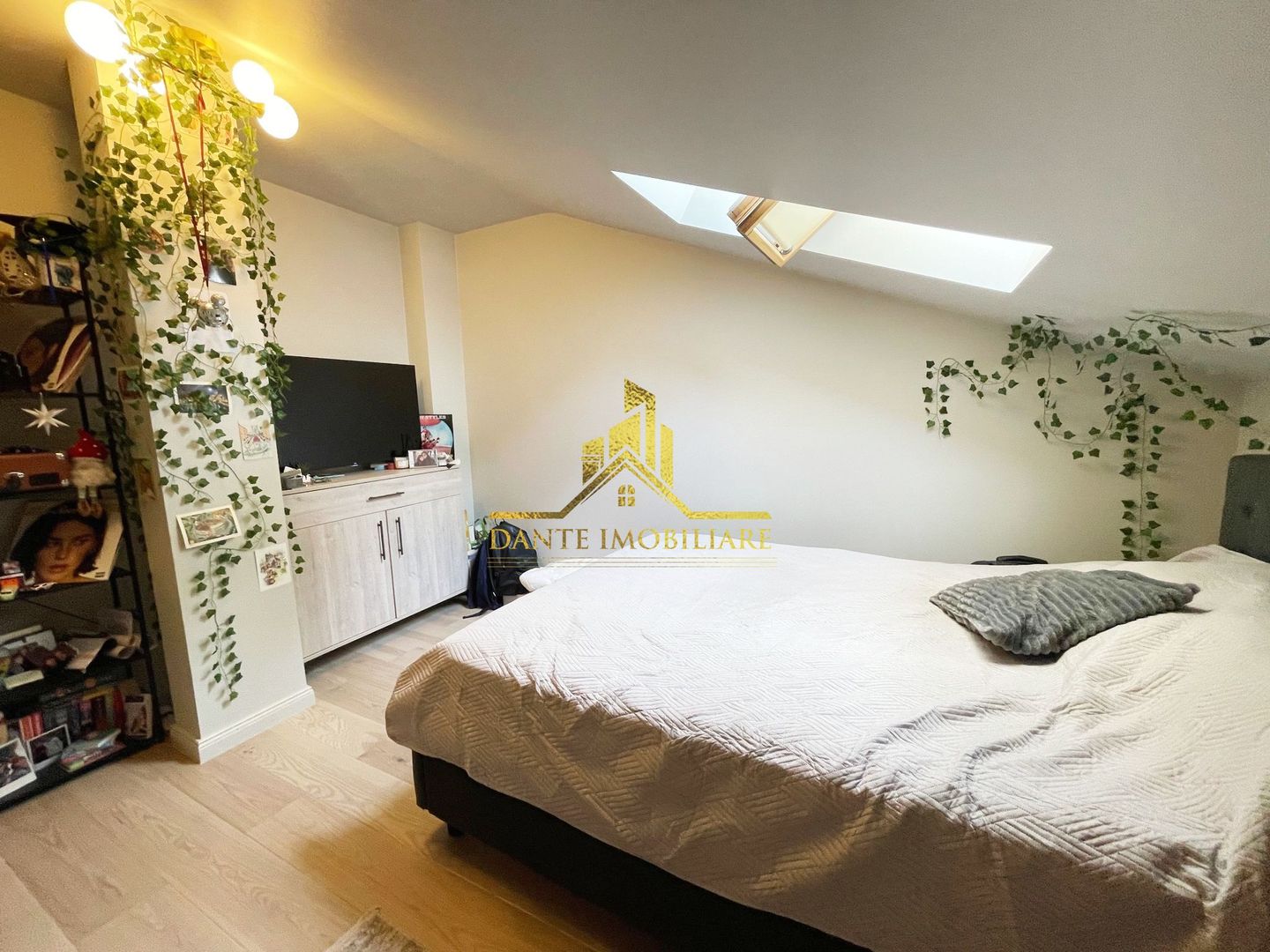 1 camera, decomandat, modern, bloc nou, parcare, Central, Horea - Poză 3