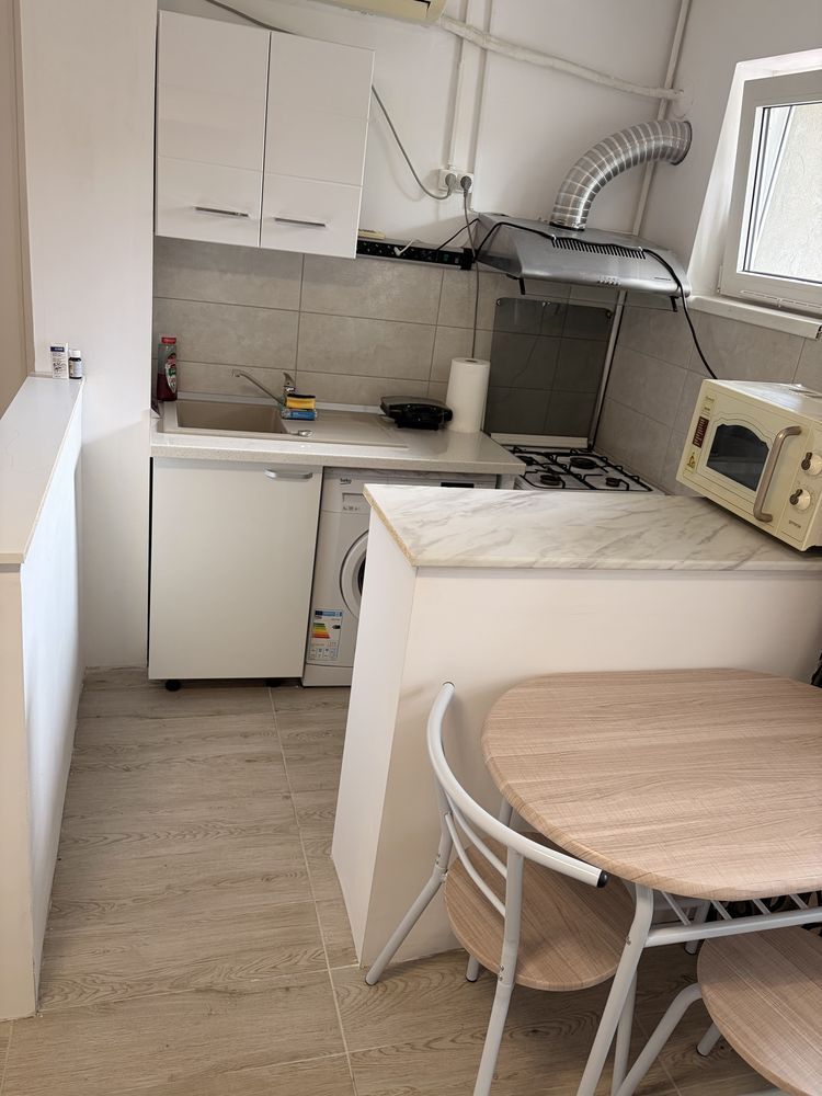 Garsoniera de inchiriat Titan / Costin Georgian - Poză 4