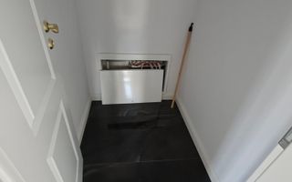 Duplex spatios cu garaj si pereti dublii - Poză 19