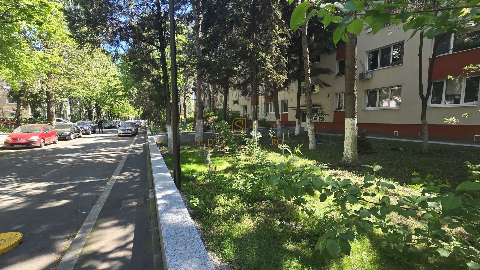 Apartament cu 4 camere de vanzare, Bd. C-tin Brancoveanu, Sector 4 - Poză 1