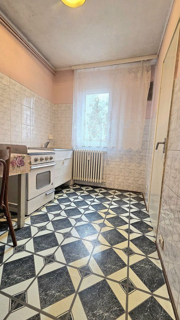 Apartament 2 camere Saturn cu loc de parcare - Poză 3