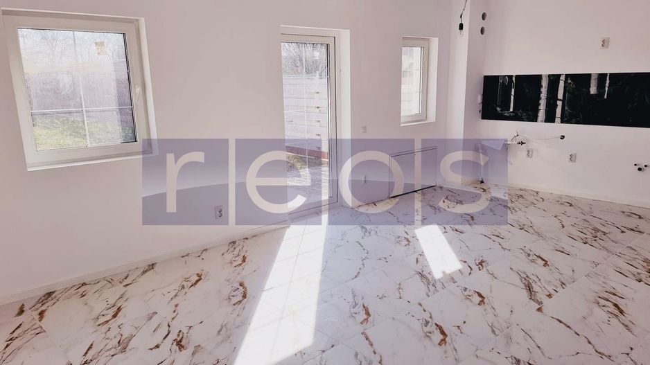 VILA DE VANZARE | 5 CAMERE | BURIAS - Poză 6