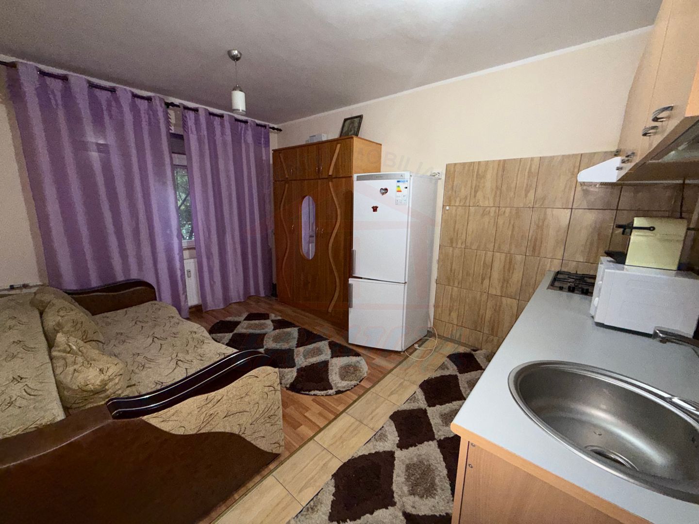 🏡 APARTAMENT 2 CAMERE DE ÎNCHIRIAT – MICRO 19 | 300 €/lună - Poză 1