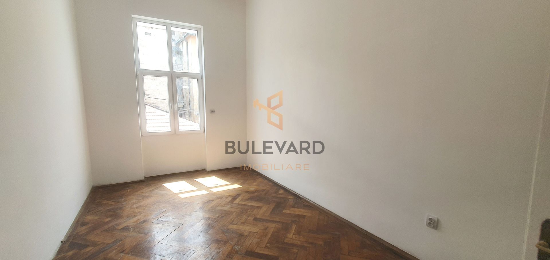 Apartament cu 2 camere, zona Ultracentrala! - Poză 8