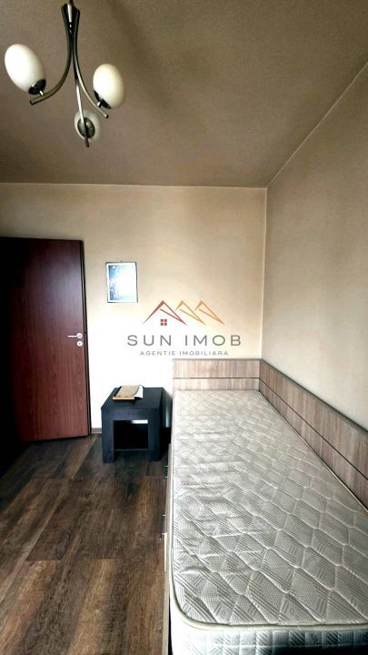 Apartament 3 camere, ultracentral, decomandat, 2 grupuri sanitare - Poză 8