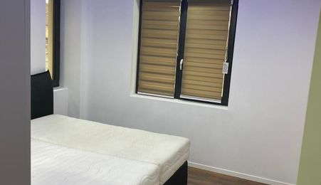 Închiriez apartament 2 camere – Zona Muzicescu 📍 Parter | Bloc nou |