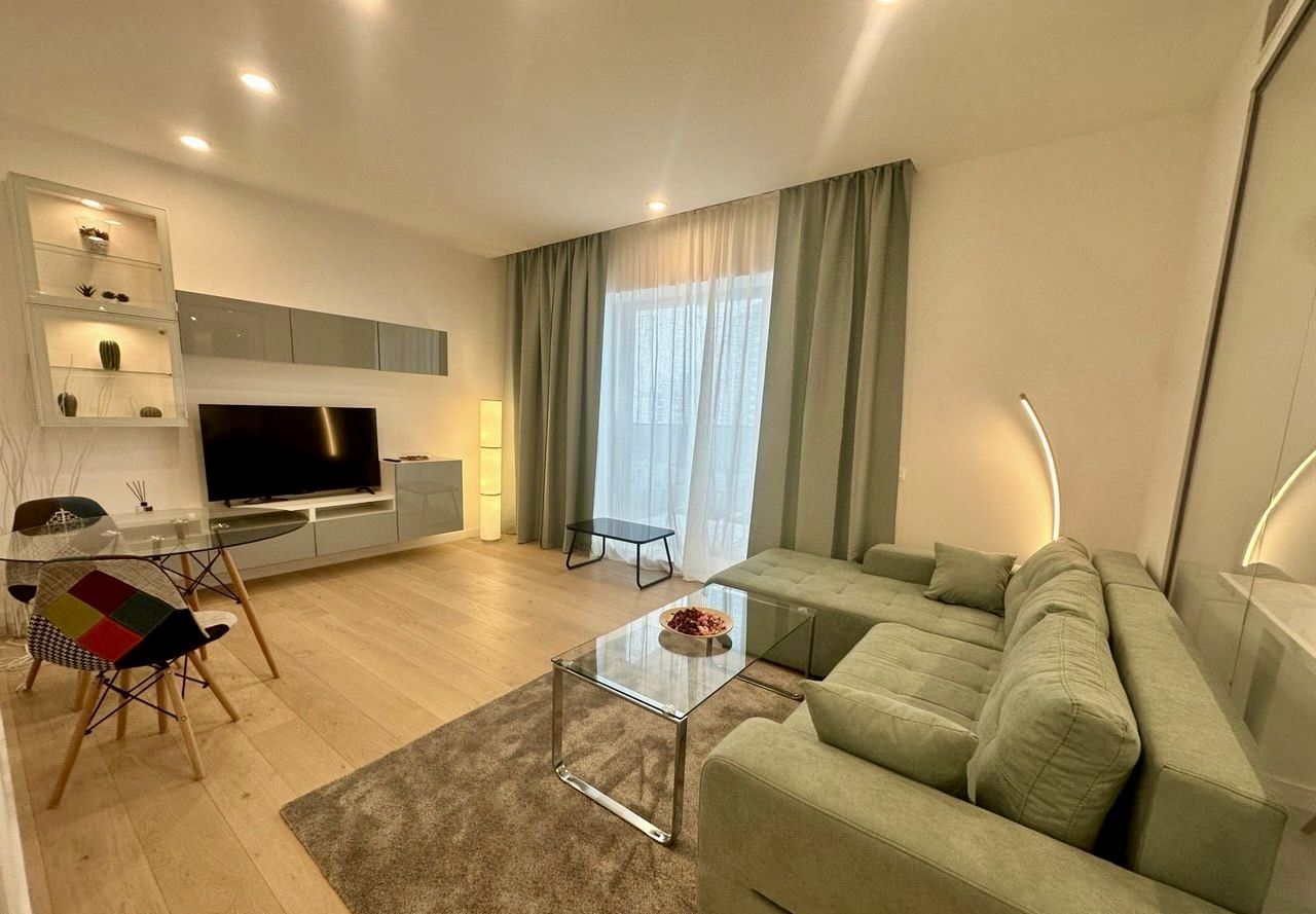 Chirie I Apartament 2 camere -parcare – Nusco City | Vedere Promenada - Poză 1