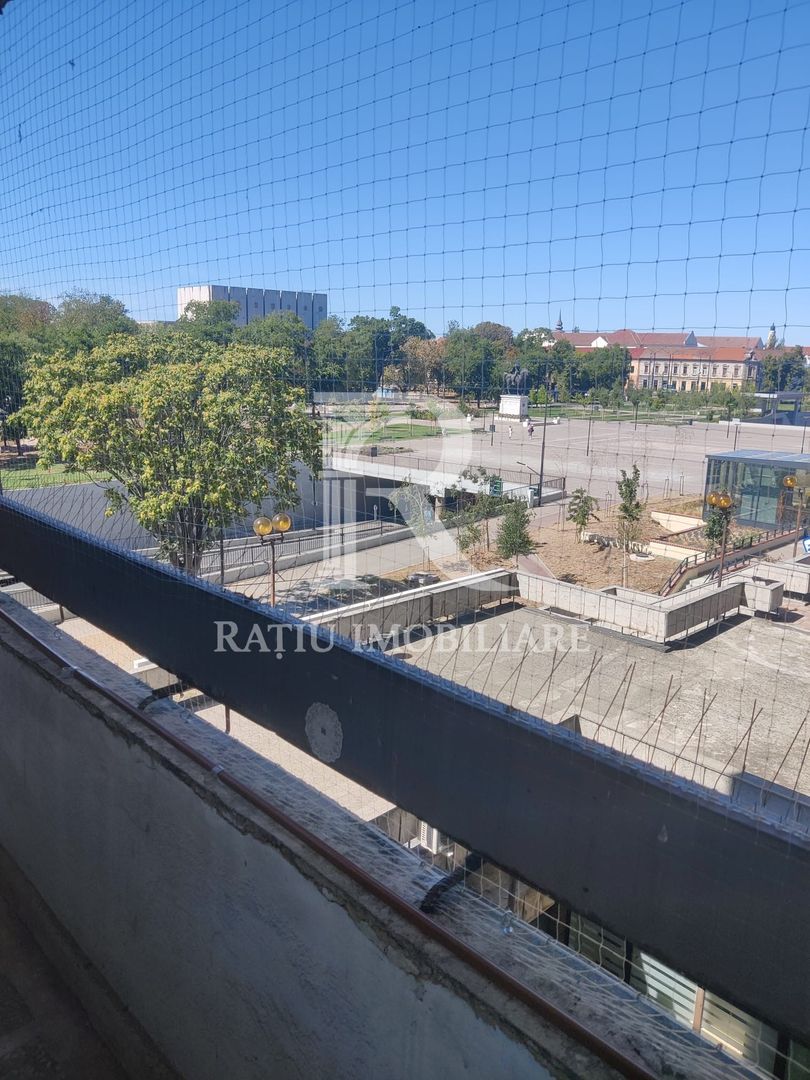 Apartament cu 3 camere de închiriat | Centrul Civic | Oradea - Poză 19