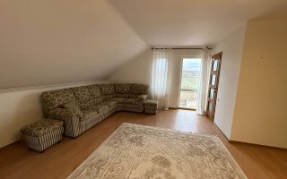 Chirie, casă, 5 camere, strada Sfântul Mihail, Băcioi - Poză 9