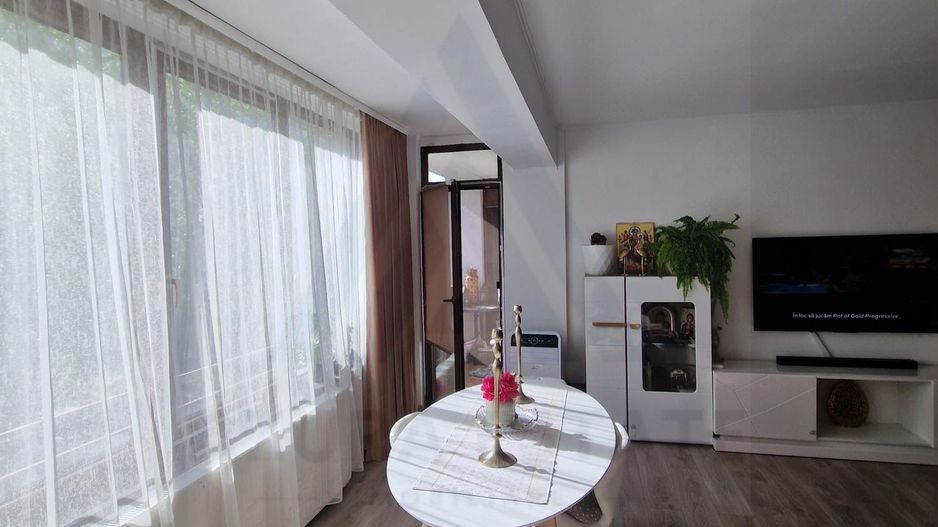 Apartament cu 3 camere 2 dormitoare 80 mp utili etaj 1 Doamna Stanca - Poză 10