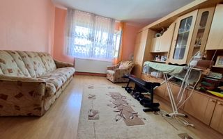 Liber, de vanzare apartament 3 camere Valea Lupului Iasi, baie cu geam - Poză 14