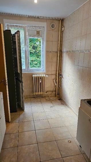 De vânzare: apartament 3 camere-Romancierilor-metrou Drumul Taberei - Poză 3