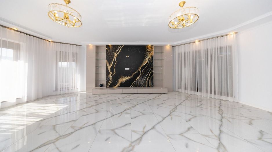 Casa 6 dormitoare+4 bai -1500 mp teren-Sacele - Poză 10