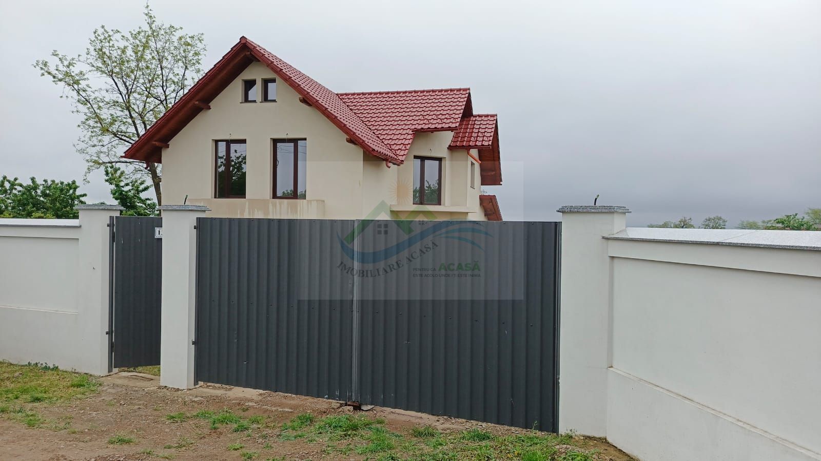 Casă/Vilă Dumbrăveni/Suceava - Poză 4