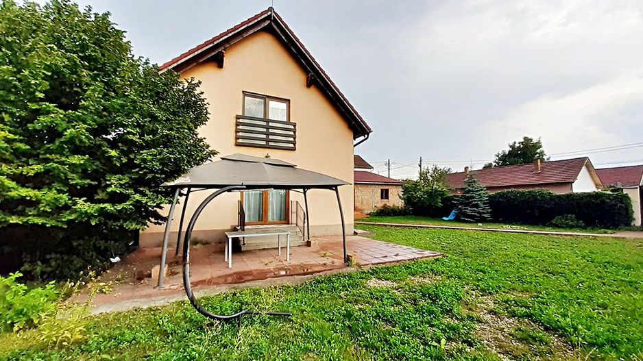 Sanpetru- intrare din Brasov, zona veche de case, locuinta din 2009, pret 199000 - Poză 3