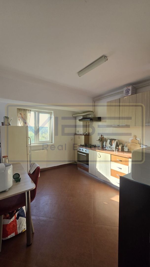 4 camere - 112 mp - bloc nou- Tg.Cucu- Podul De Fier ! - Poză 8