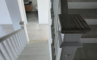 Duplex frumos cu arhitectura mediteraneana - Poză 16