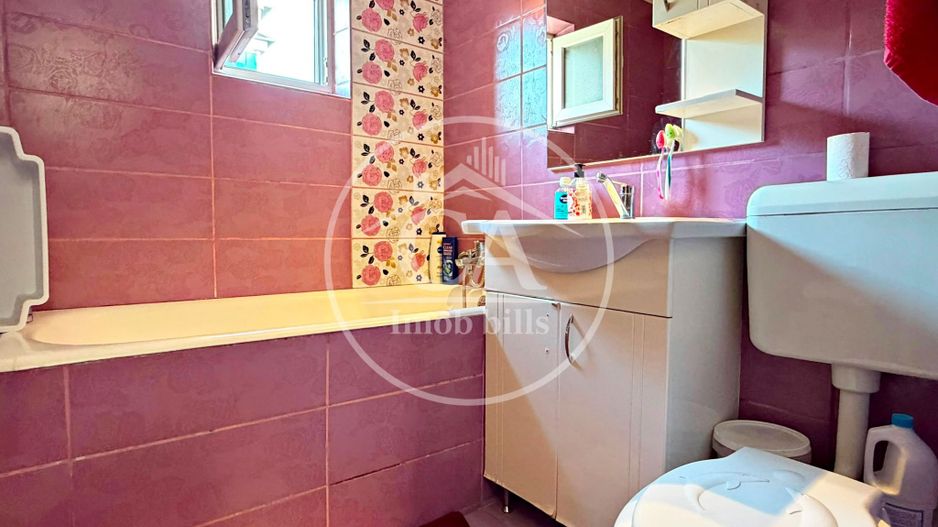 Apartament de închiriat cu 3 camere în zona Rogerius, Oradea - Poză 12