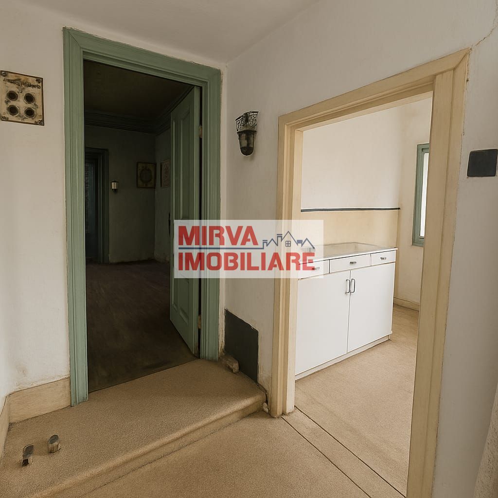 🏡 Casă interbelică cu dublu potențial – Zona Cantacuzino, Ploiești - Poză 11