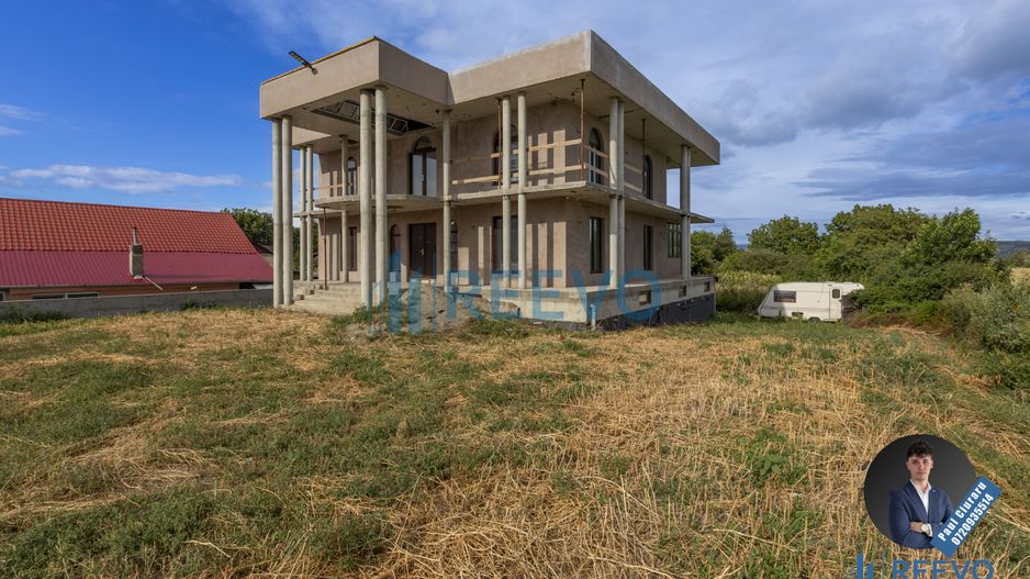 Casă/Vilă cu 6 camere de vânzare, Răcăciuni - Poză 2