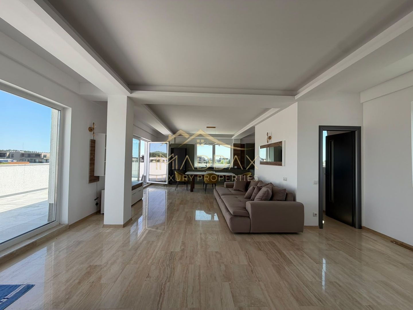 Duplex cu 4 Camere *211mp* Mobilat Complet/ 1 parking / Erou Iancu Nicolae - Poză 4