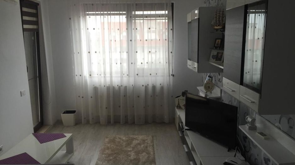 De închiriat: Apartament 2 camere -Metrou Brâncoveanu - Poză 1