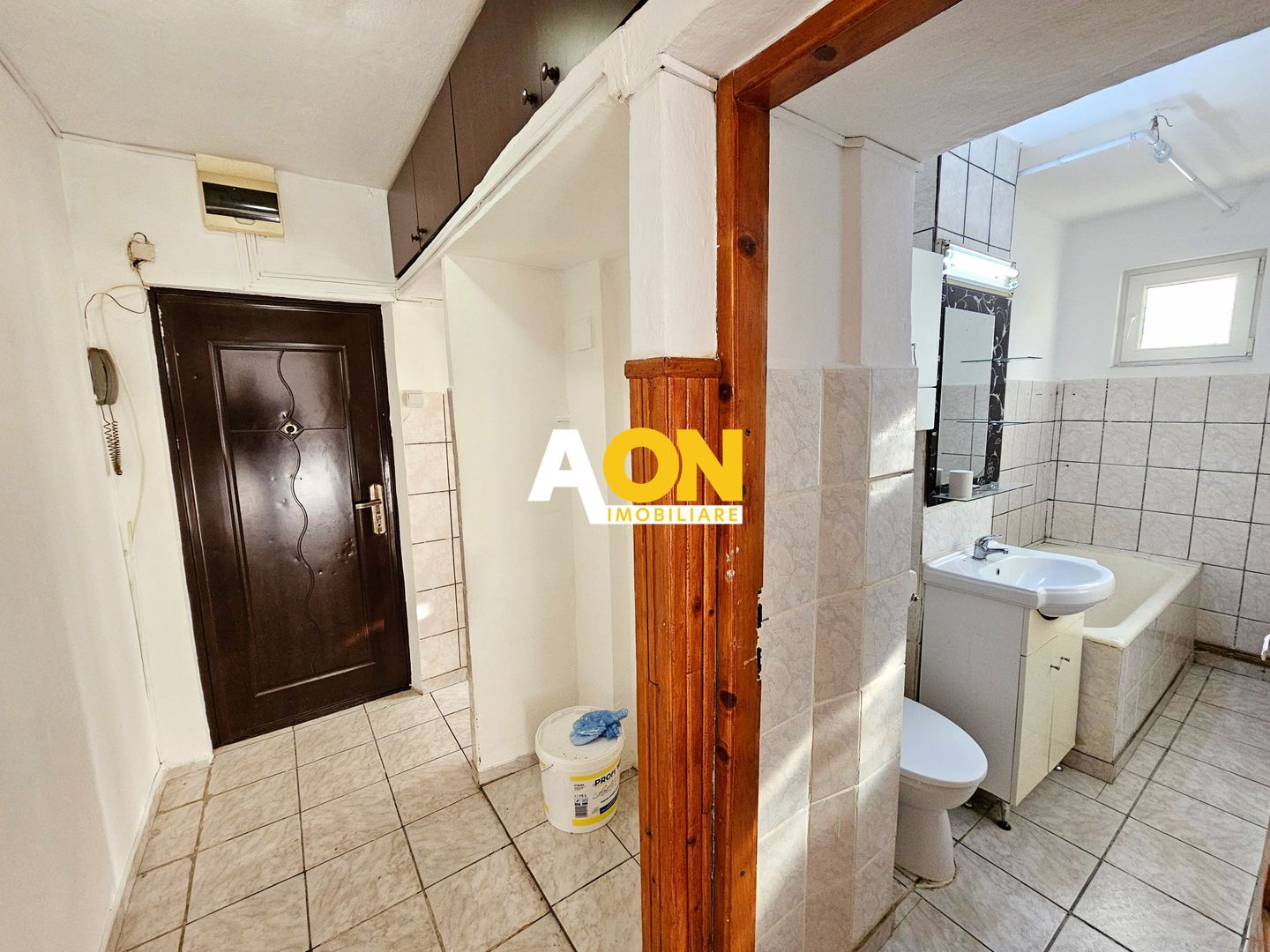 Apartament 2 camere, cu balcon, etaj 1, Cetate - Poză 6