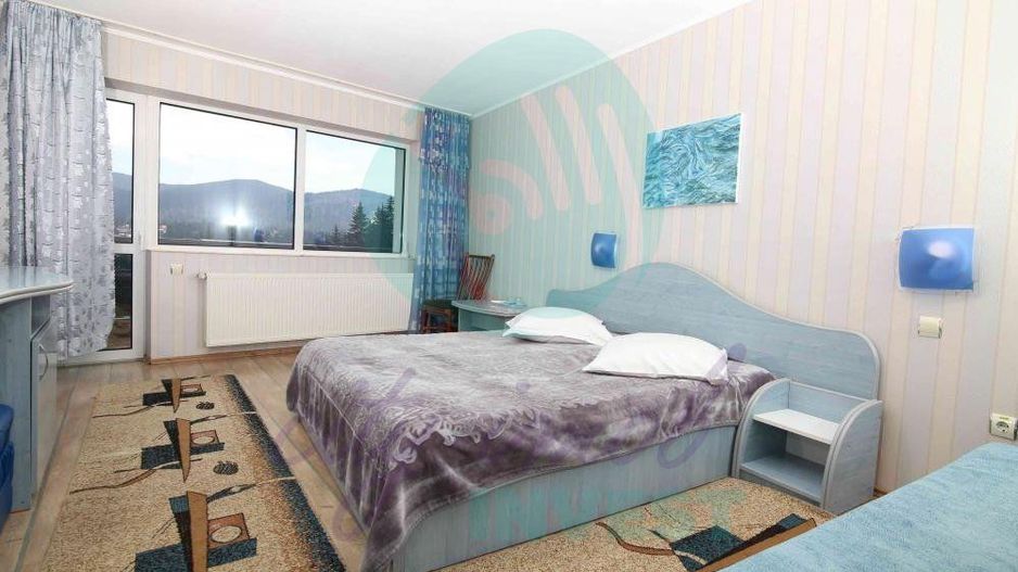 Vila cu 24 de camere cu priveliste superba ideal investitie in PREDEAL - Poză 17