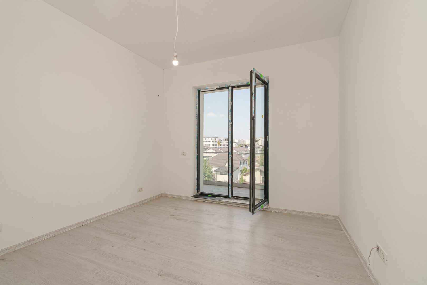 Apart 3 camere 80mp Titan Grigorescu vizavi noul Lidl Bloc 2023 - Poză 9