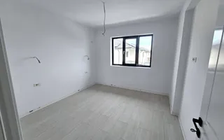 Vila deosebita in centrul comunei Berceni - Poză 12