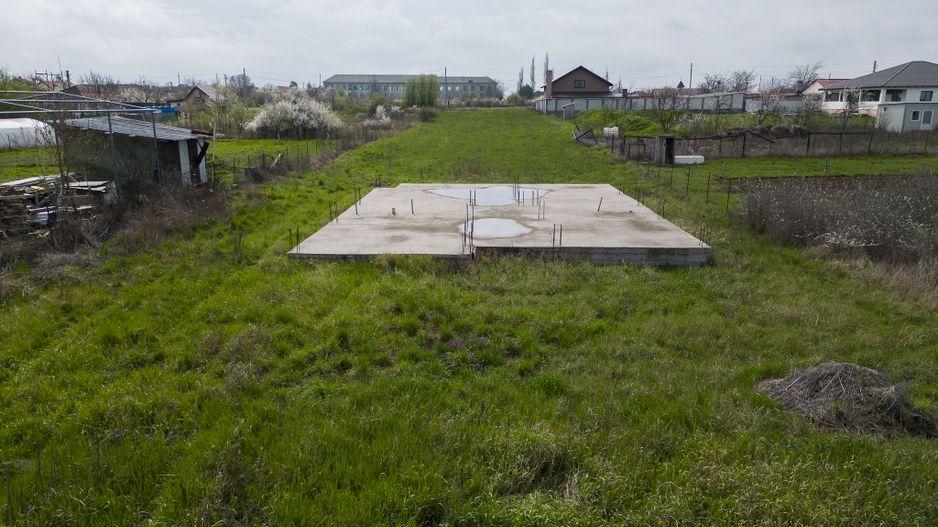 Teren intravilan cu fundație in Frumuseni - Poză 9