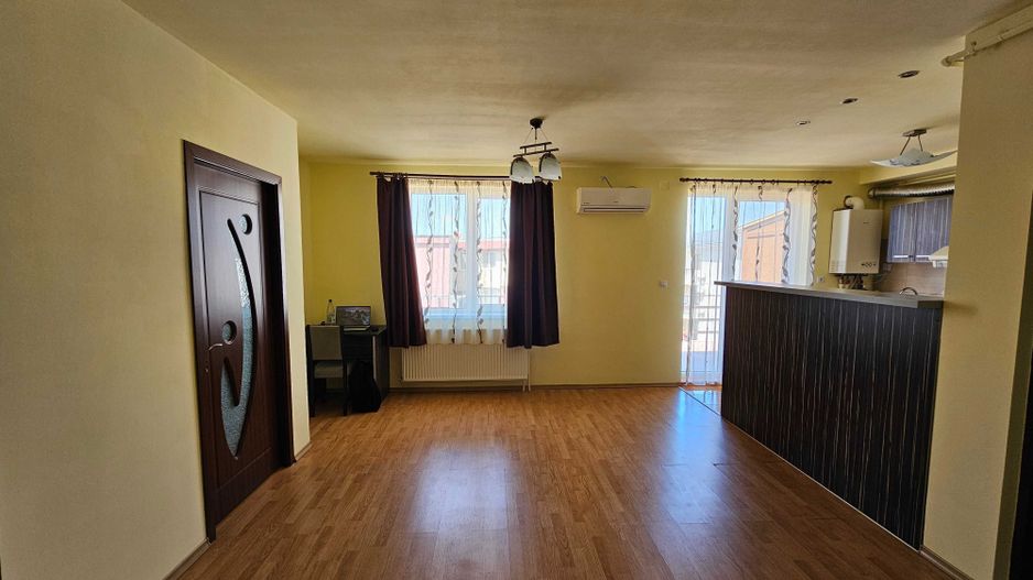 Giroc-UM | 2 Camere | Terasă generoasă de 27 mp | Mobilat si Utilat - Poză 3