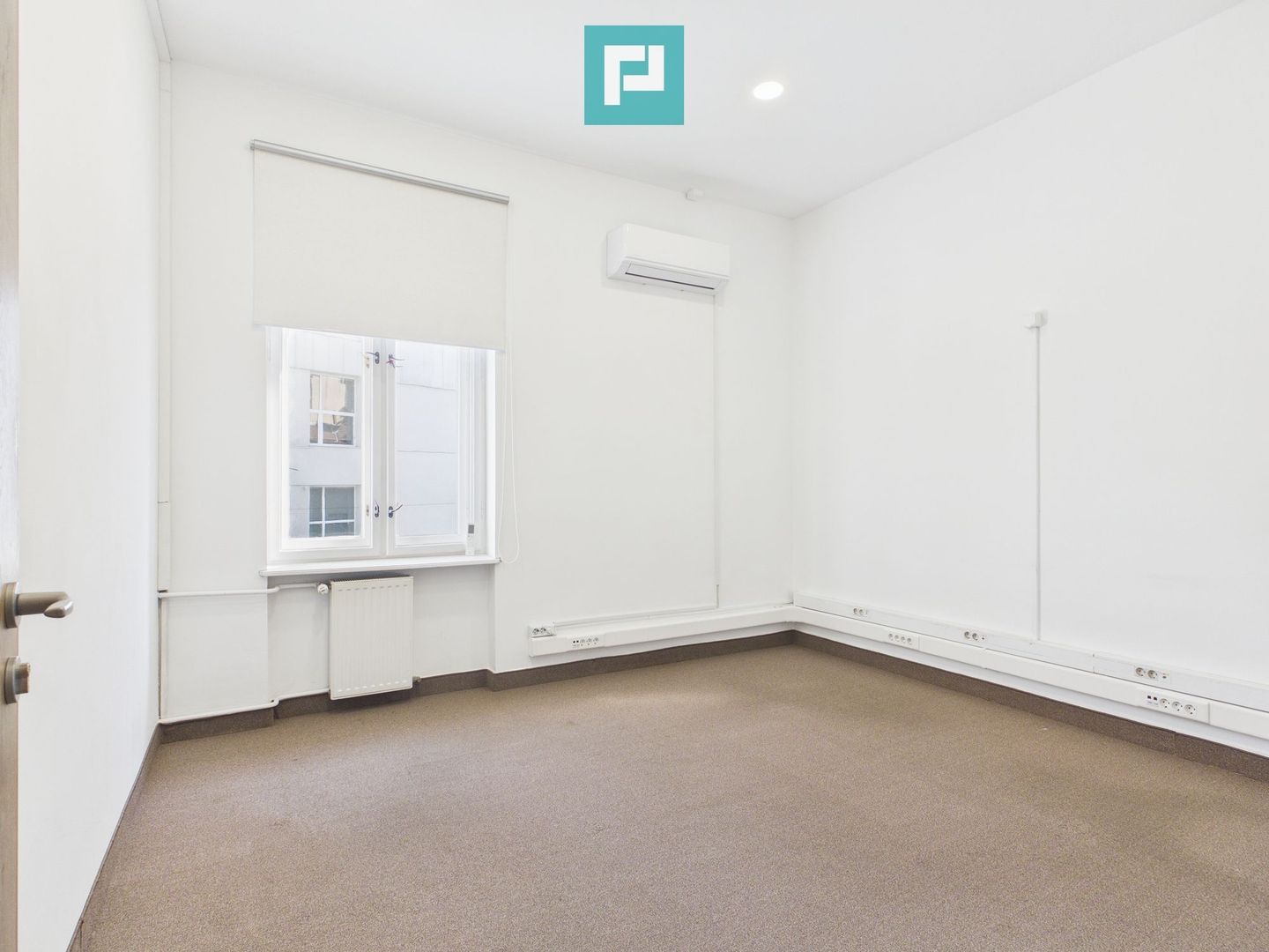 Birouri Ultracentrale, 154 mp, Parcare cu bariera - Poză 11