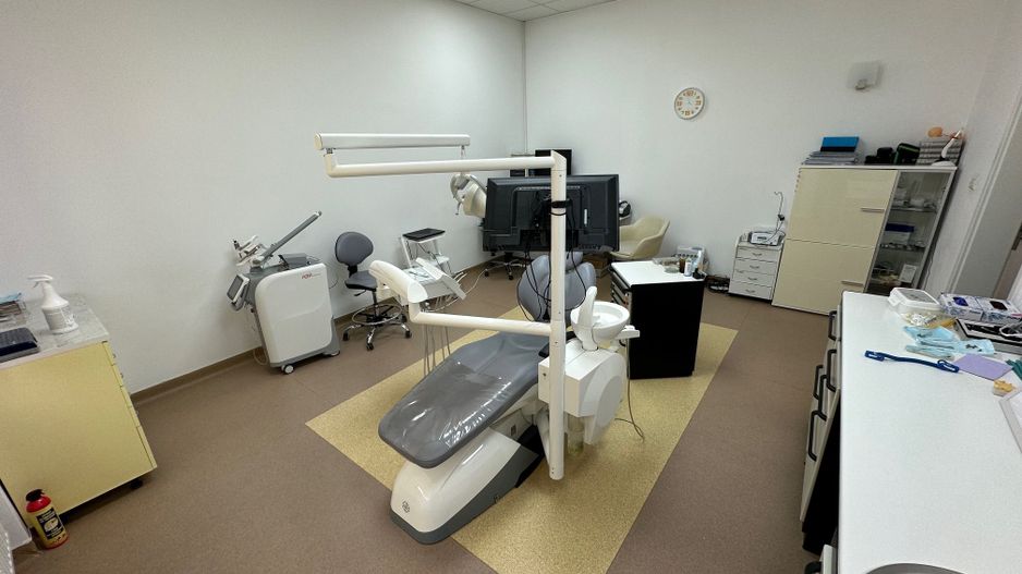 Apartament  4 camere în clădire istorica transformat în SAD - Poză 17