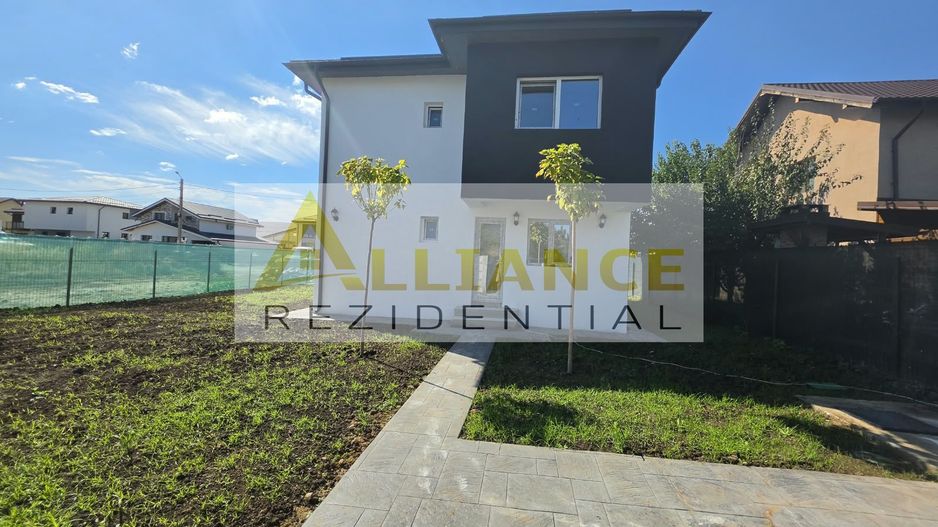 Vila 4 Camere | Curte amenajata - Poză 2
