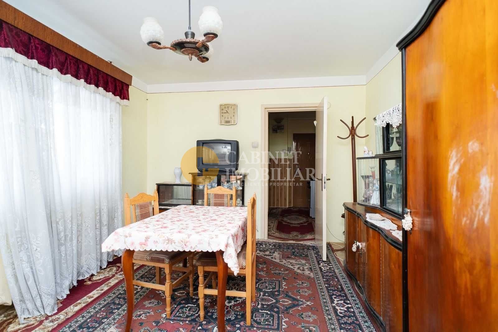 3 camere - Tatarasi/Dispecer - 72mp - etaj intermediar - fara risc seismic - Poză 2