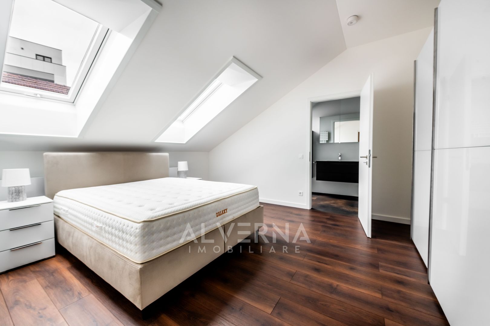 Apartament 3 camere - tip duplex | 80mp | Semicentral - str. Paris - Poză 5