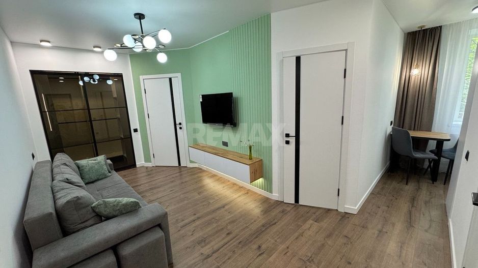 Apartament spre vinzare sectorul Rascani - Poză 1