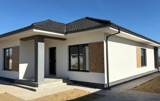 Casa Santandrei, 167 000 E (neg). Comision 0.