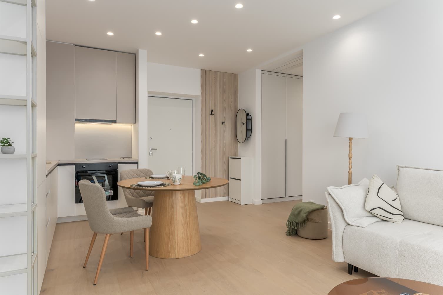 Aviatiei Tower I 2 camere I terasa I piscină interioară - Poză 2